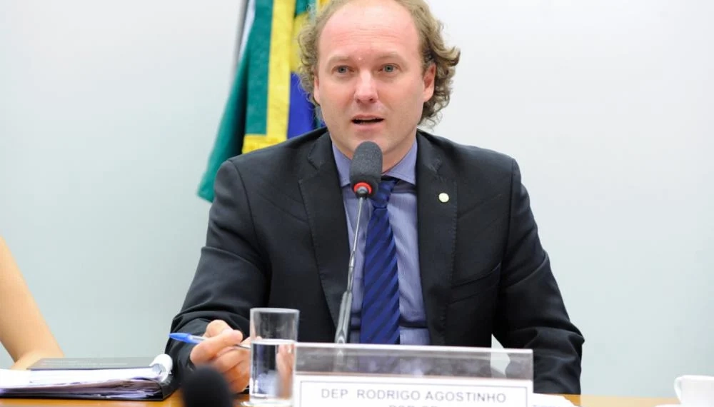 O presidente do Ibama, Rodrigo Agostinho, nega licença para a Petrobras perfurar na Foz do Amazonas. Na imagem: Rodrigo Agostinho, presidente do Ibama, durante sessão no Congresso (Foto: Cleia Viana/Agência Câmara)