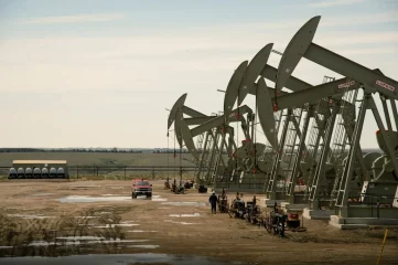 Cavalos-de-pau para produção no shale de gás dos EUA, no campo de Bakken, Dakota do Norte (Foto Ole Jørgen Bratland/Statoil)