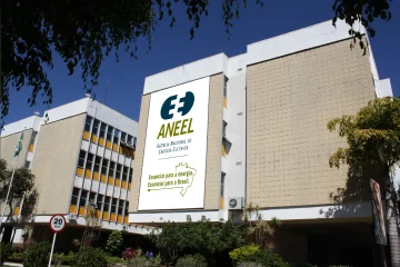 Consumidores de energia protestam contra demora da Aneel para julgar processos relativos à contratação de térmicas emergenciais. Na imagem: Fachada da sede da Aneel, em Brasília, DF (Foto: Divulgação)