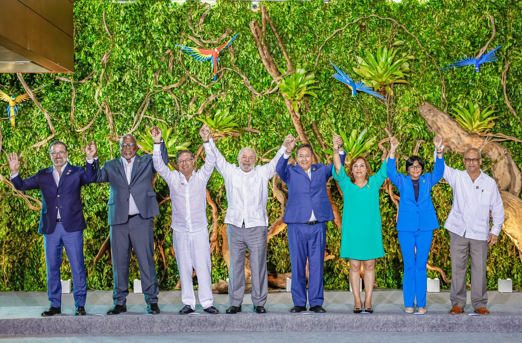 Declaração de Belém: países amazônicos querem trocar dívida por ação climática, proposta do presidente da Colômbia, Gustavo Petro. Na imagem: Chefes de Estado dos países signatários do Tratado de Cooperação Amazônica (Foto: Ricardo Stuckert/PR)