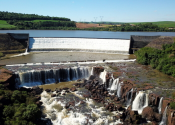 PCH Ludesa (30MW), da CPFL Renováveis, em operação desde 2007, localizada junto ao rio Chapecó, no oeste de Santa Catarina (Foto Divulgação Terra Ambiental)