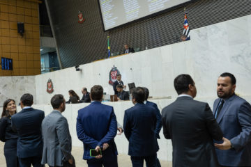 São Paulo aprova isenção de IPVA para veículos elétricos e movidos a hidrogênio. Na imagem: Sessão da Alesp em que foi aprovada isenção de IPVA para carros elétricos e a hidrogênio (Foto: Rodrigo Romero/Alesp)