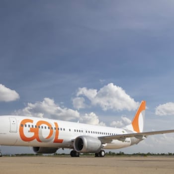 GOL anuncia iniciativa piloto de compensação de combustível sustentável de aviação (SAF). Na imagem: Aeronave Boeing 737 MAX, da GOL (Foto: Divulgação GOL)