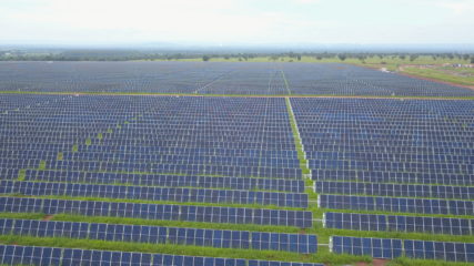 A receita de Minas Gerais para impulsionar a geração de energia solar no estado. Na imagem: Complexo solar fotovoltaico Hélio Valgas, da Comerc, em Minas Gerais, entra em operação como uma das maiores do Brasil (Foto: Divulgação)