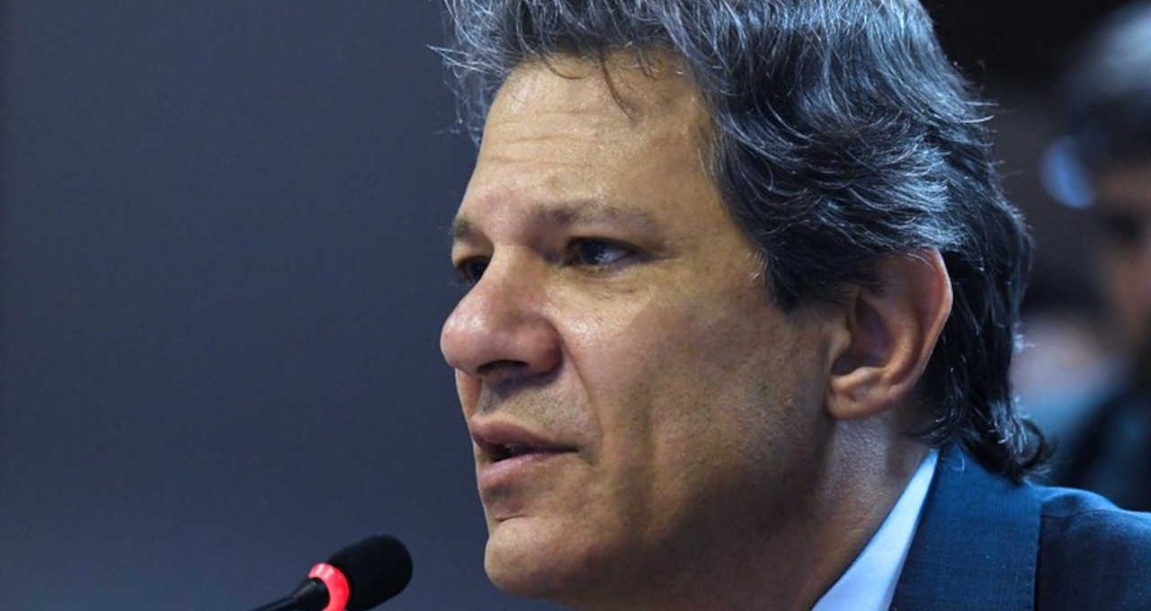 Fernando Haddad afirma que Brasil ainda pode precisar do óleo da Foz do Amazonas, na Margem Equatorial. Na imagem: Ministro da Fazenda, Fernando Haddad (PT/SP), durante entrevista (Foto: Edu Andrade/Ascom/MF)