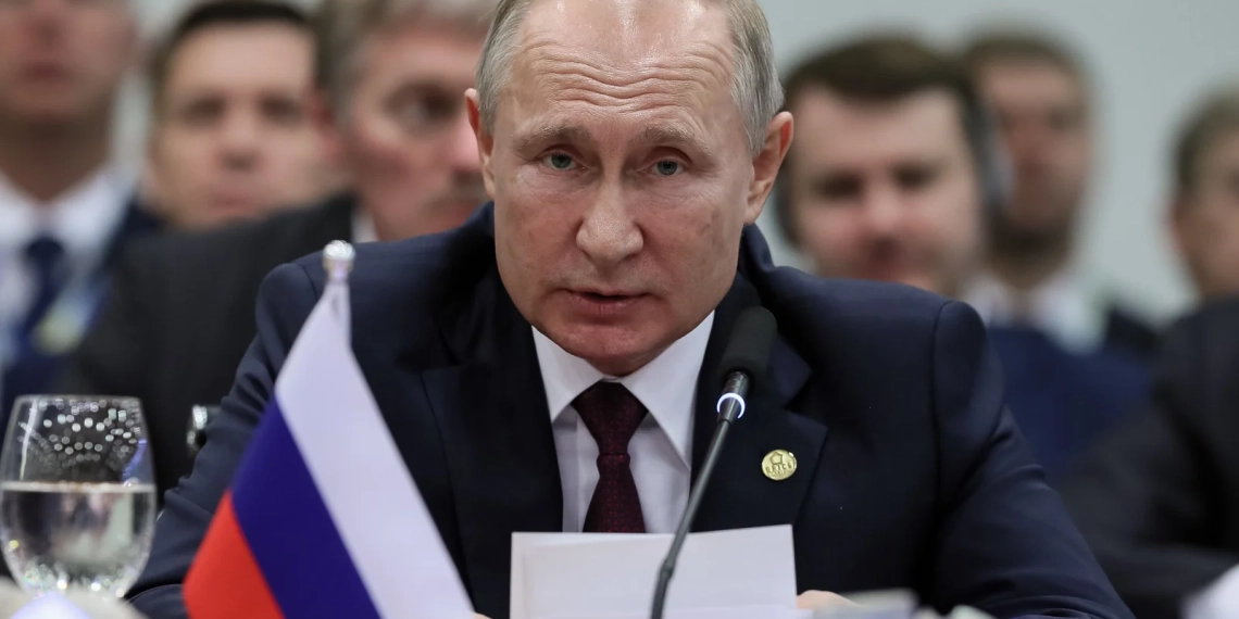 Corte nas exportações de diesel da Rússia afeta Brasil, mas deve ter curta duração, diz consultoria S&P Global. Na imagem: Vladimir Putin, presidente da Rússia, em Sessão Plenária da XI Cúpula de Líderes do Brics, em 14/11/19 (Foto: Isac Nóbrega/PR)