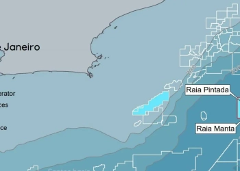 Mapa com a localização, marcada em azul, dos blocos de petróleo e gás operados pela Equinor no projeto de Raia (BM-C-33), na bacia de Campos, que teve sua comercialidade declarada em setembro de 2023 (Imagem: Divulgação)