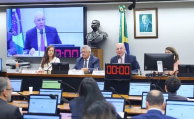 O marco legal do hidrogênio e critérios para aperfeiçoamento estrutural das propostas de projeto de lei. Na imagem: Audiência pública discute aspectos técnicos e regulatórios do hidrogênio sustentável, na Câmara, em 10/10/2023 (Foto: Vinicius Loures/Câmara dos Deputados)