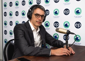 Mauro Andrade, diretor da Prumo Logística, em entrevista ao estúdio epbr durante a OTC Brasil 2023, no Rio de Janeiro (Foto: Victor Curi/epbr)