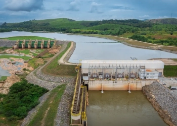 Eletrobras conclui a compra da hidrelétrica Baguari por R$ 875 milhões da Cemig e Neoenergia. Na imagem: UHE Baguari (140 MW), no Rio Doce, em Governador Valadares, Minas Gerais (Foto: Divulgação)