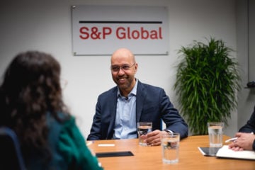 Faz sentido para o Brasil explorar “última gota de petróleo”, diz Presidente da S&P Global Commodity Insights, Saugata Saha, durante entrevista exclusiva à agência epbr, em 9/11/23 (Foto: Victor Curi/epbr)