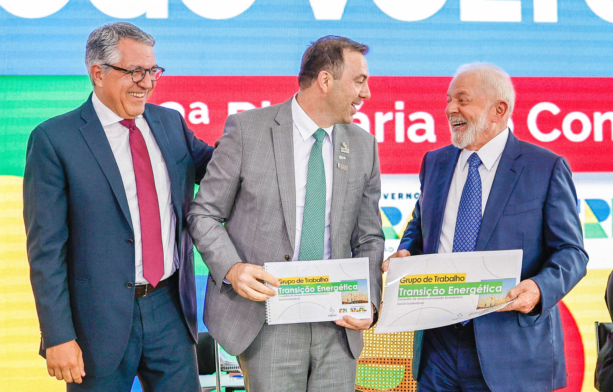 Conselhão propõe incentivos para SAF competir no mercado internacional (Foto: Ricardo Stuckert/PR)