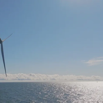 Na imagem: Turbina eólica do parque Vineyard Wind I, o maior parque eólico offshore dos EUA (Foto: Divulgação Iberdrola)