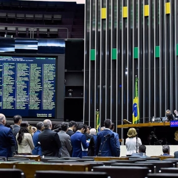 Senadores e deputados durante sessão do Congresso (Foto Waldemir Barreto/Agência Senado)