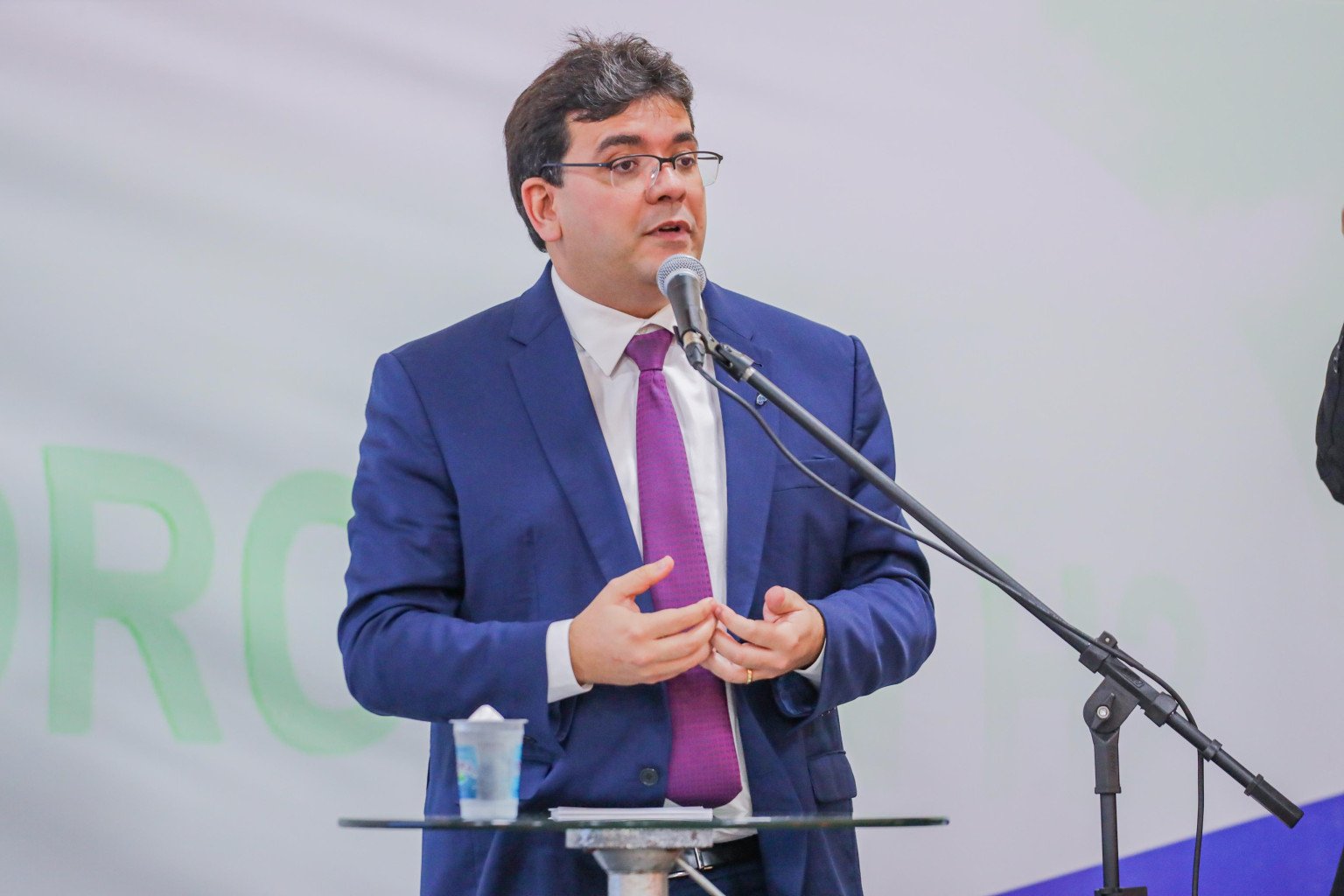 Porto de Luís Correia em construção no Piauí se prepara para exportar combustíveis derivados de hidrogênio verde, diz governador do Piauí, Rafael Fonteles, durante evento de energias renováveis em Teresina, em 4/6/2024 (Foto: Gabriel Paulino/Governo PI)