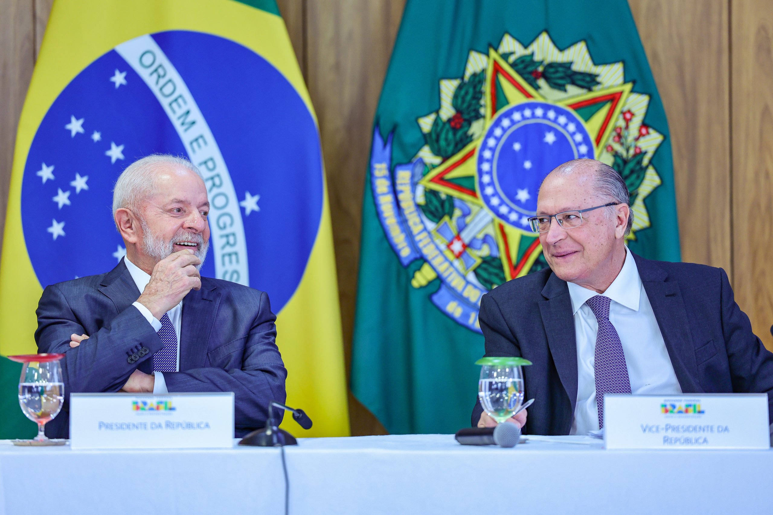 Programa de incentivo à indústria automotiva prevê um total de R$ 19,3 bilhões de créditos financeiros entre 2024 e 2028 (Foto:  Ricardo Stuckert/PR)