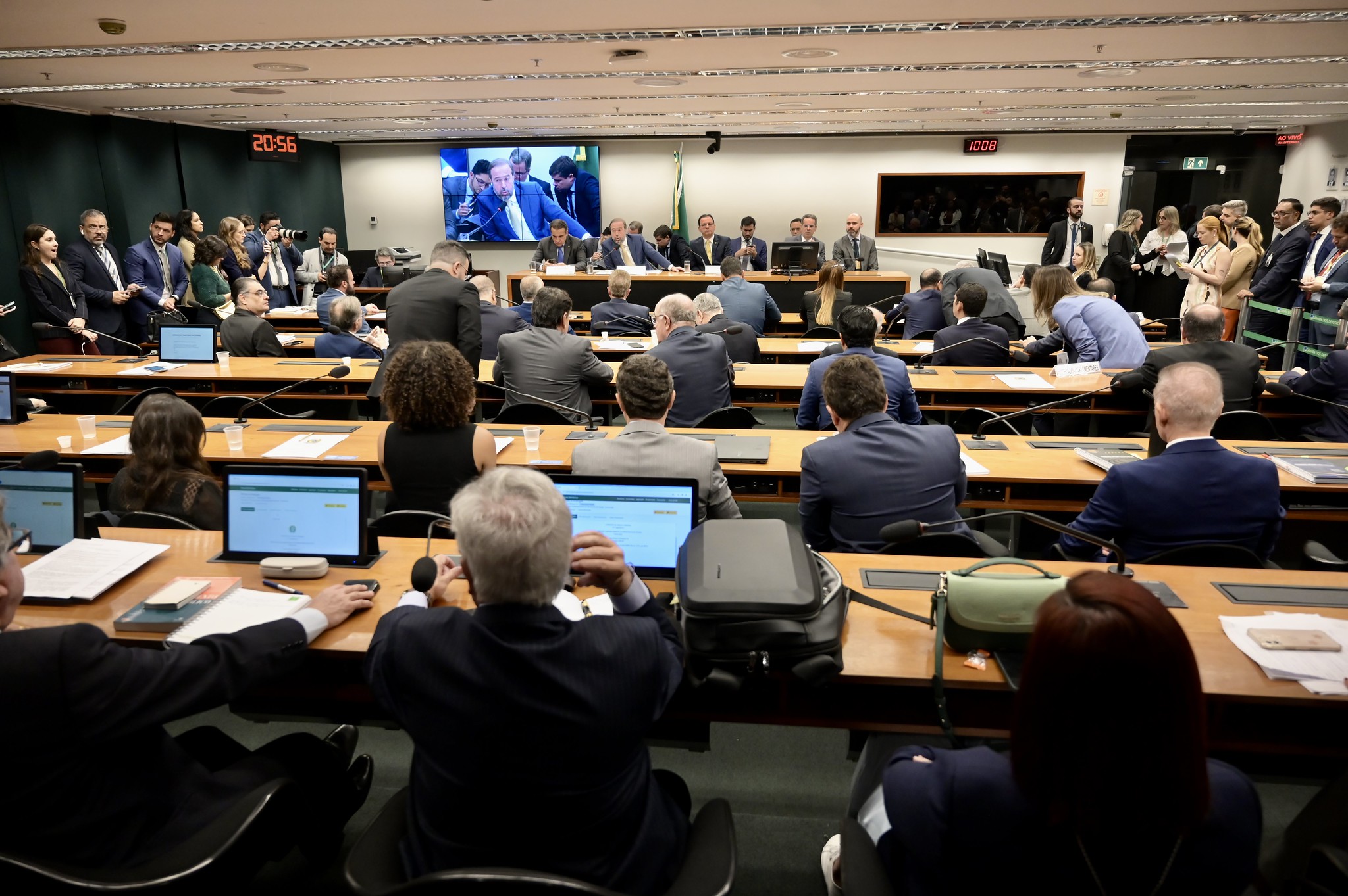 Comissão de Minas e Energia (CME) da Câmara vai debater MP da Amazonas Energia (MP 1.232/2024) a pedido da oposição. Na imagem: CME da Câmara recebe o ministro de Minas e Energia, Alexandre Silveira, em 19/6/2024 (Foto: Ricardo Botelho/MME)