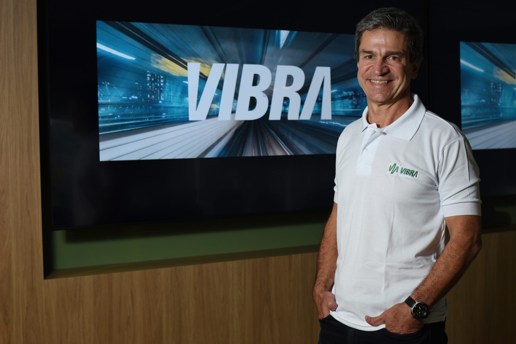 Para recuperar market share, Vibra foca no agronegócio e se diz pronta para importação de diesel russo. Na imagem: CEO da Vibra Energia, Ernesto Pousada, na sede da distribuidora, no centro do Rio de Janeiro (Foto: Divulgação)