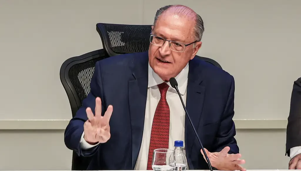 O vice-presidente e ministro do Desenvolvimento, Indústria, Comércio e Serviços, Geraldo Alckmin durante lançamento de um diagnóstico inédito do setor do gás natural no Brasil Foto- Antonio Cruz Agência Brasil