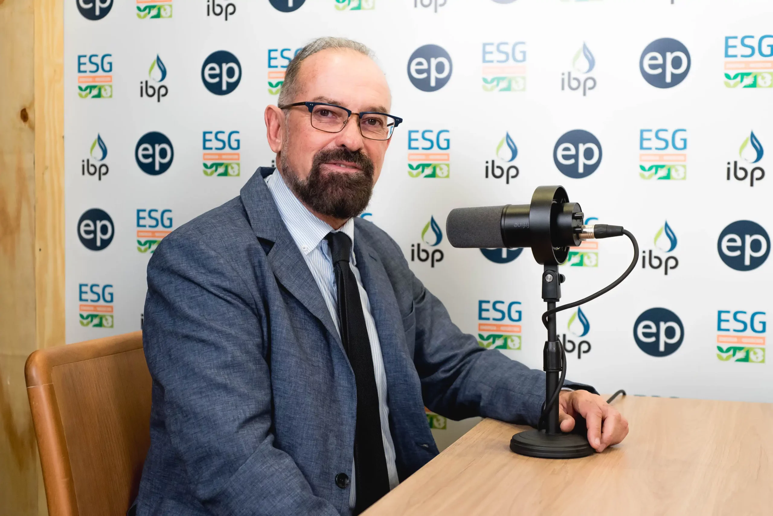 João Correa, presidente da TGS no Brasil, em entrevista ao estúdio epbr durante a ESG Energia e Negócios do IBP, no Rio, em 28/5/2024 (Foto: Victor Curi/epbr)