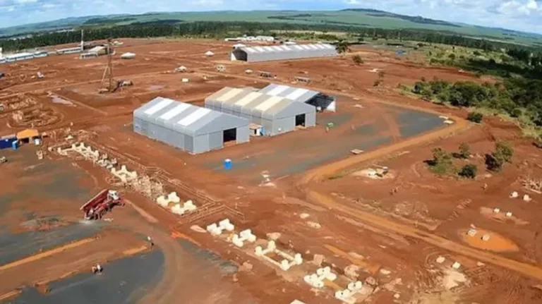 Atlas Agro avança em primeiro projeto de fertilizante de hidrogênio verde no Brasil, a ser construída em Uberaba, MG. Na imagem: Vista do terreno onde será construída a primeira fábrica de fertilizantes verdes da Atlas Agro no Brasil, em Uberaba, MG (Foto: Divulgação)