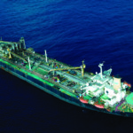 Perda da autossufici&ecirc;ncia do Brasil embala pleito por explora&ccedil;&atilde;o de petr&oacute;leo na Margem Equatorial. Petrobras realiza a desancoragem do FPSO P-32, no Campo de Marlim, na Bacia de Campos, que ser&aacute; descomissionado pela Ecovix e Gerdau (Foto: Ag&ecirc;ncia Petrobras)