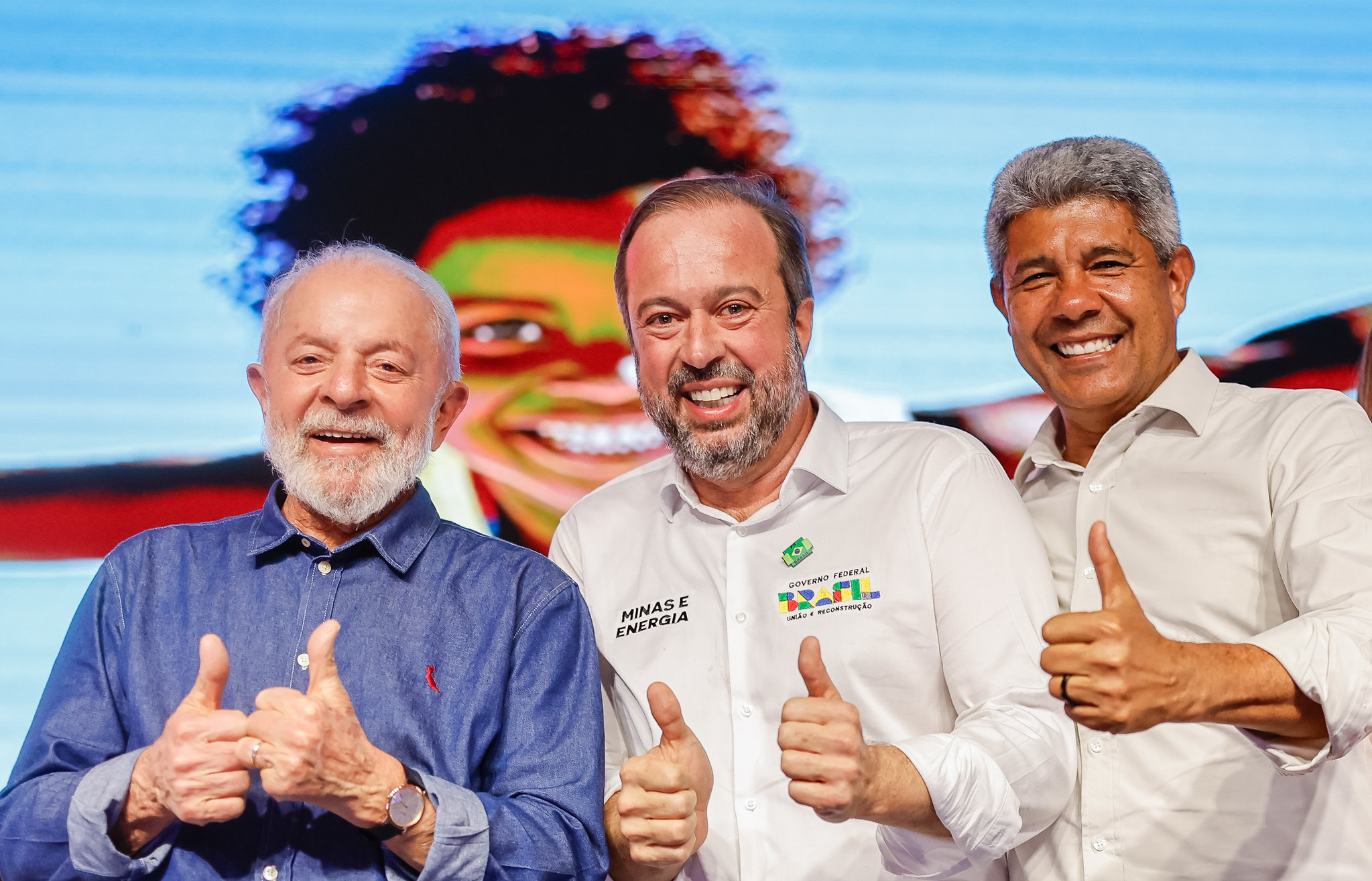 Presidente Lula com Alexandre Silveira e Gerônimo Rodrigues durante cerimônia sobre investimentos do Governo Federal para a Bahia, em Salvador (BA), em 1/7/2024 (Foto: Ricardo Stuckert/PR)