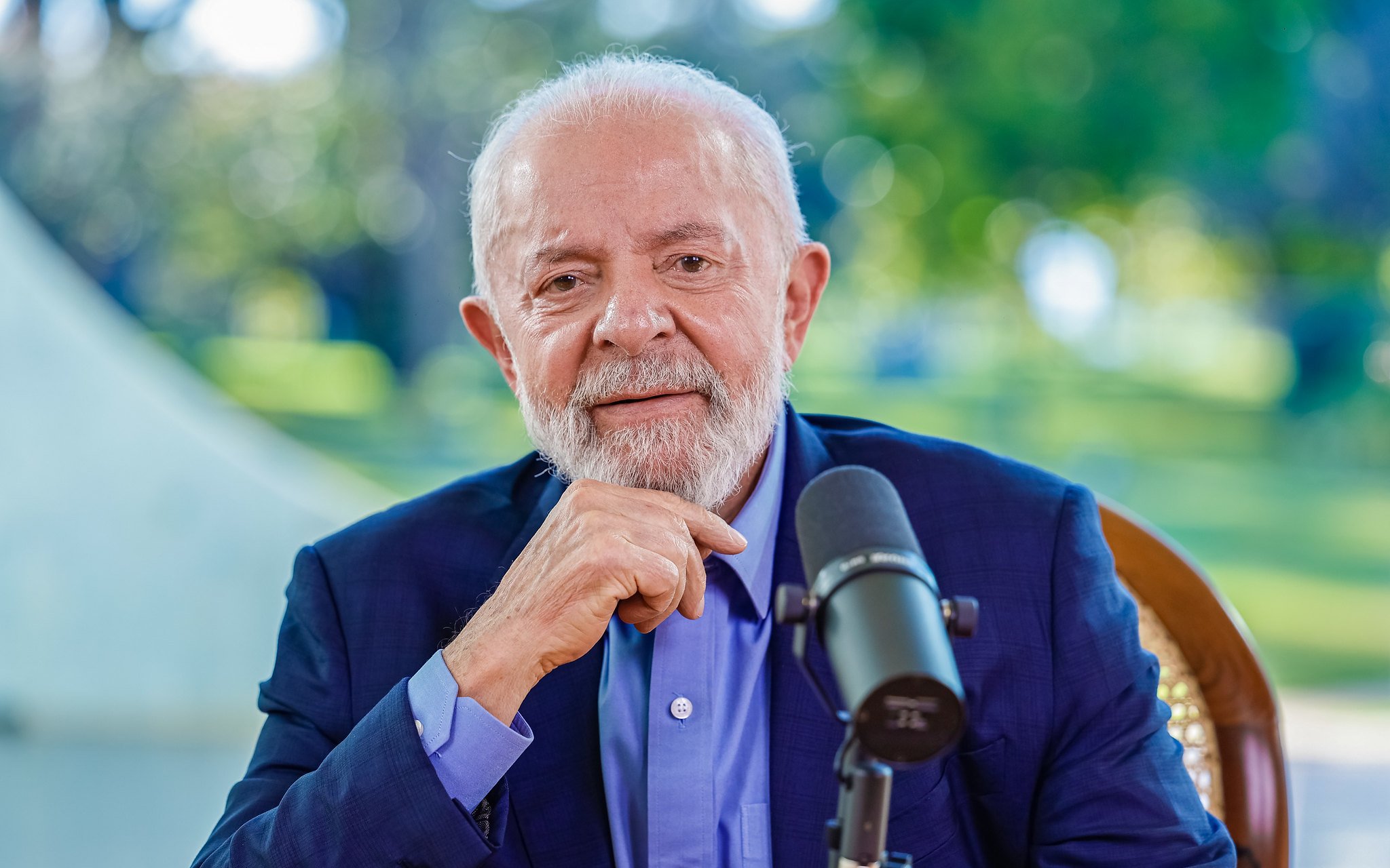 Governo Federal vai chamar Ibama, Meio Ambiente e Petrobras e decidir sobre exploração de petróleo na Foz do Amazonas, admite Lula durante entrevista concedida à rádio CBN, no Palácio da Alvorada, em Brasília, em 18/6/2024 (Foto: Ricardo Stuckert/PR)