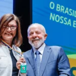 “Vamos explorar”, diz Lula sobre a abertura de nova fronteira exploratória de óleo e gás na Margem Equatorial. Na imagem: Presidente Lula durante a solenidade de posse de Magda Chambriard no cargo de Presidente da Petrobras, no Cenpes, no Rio, em 19/6/2024 (Foto: Ricardo Stuckert/PR)