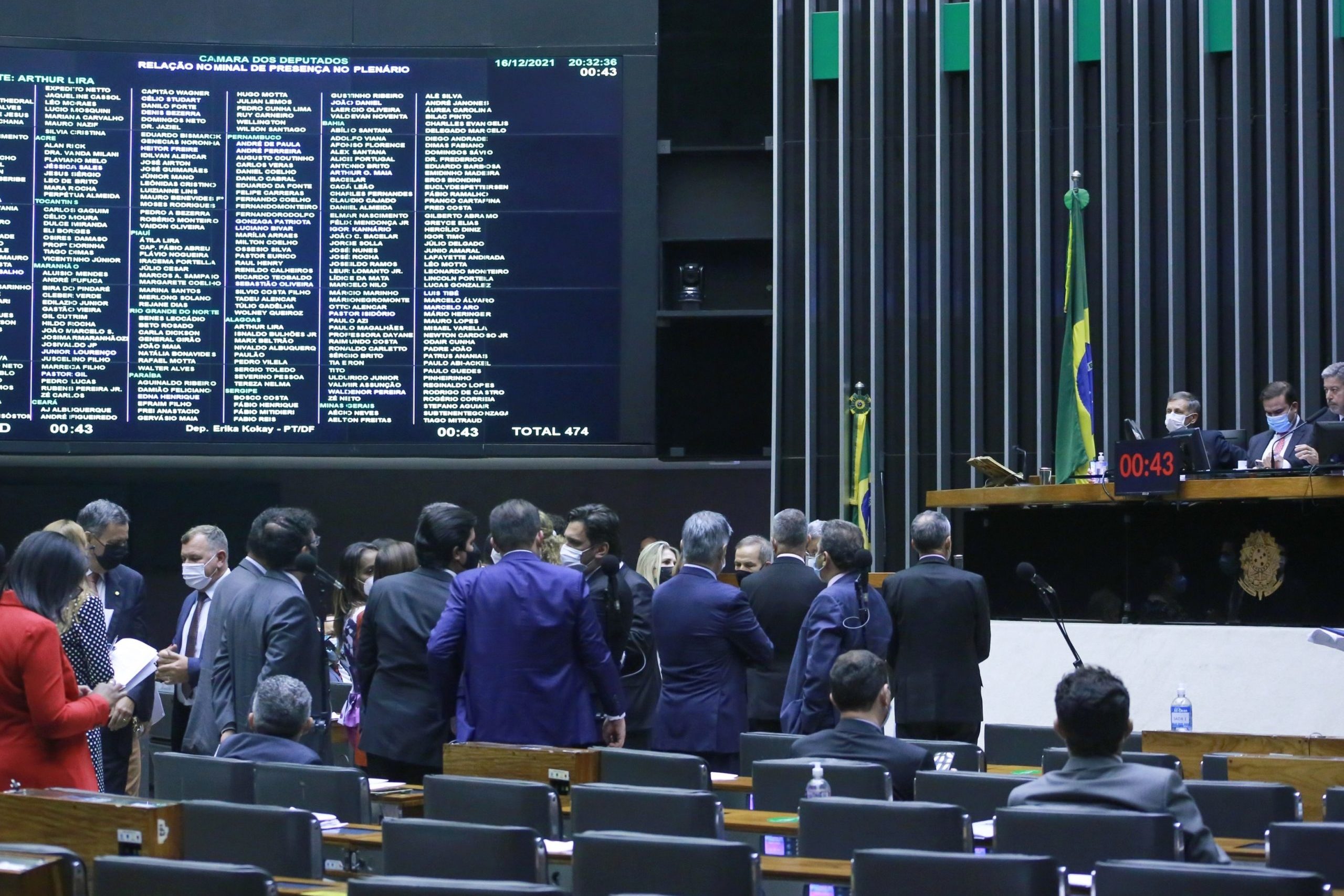 Mercado de carbono volta ao Senado Federal com uma série de alterações feitas pela Câmara dos Deputados e governo precisa decidir estratégia política. Na imagem: Sessão no Plenário da Câmara dos Deputados, em Brasília (Foto: Paulo Sergio/Câmara dos Deputados)