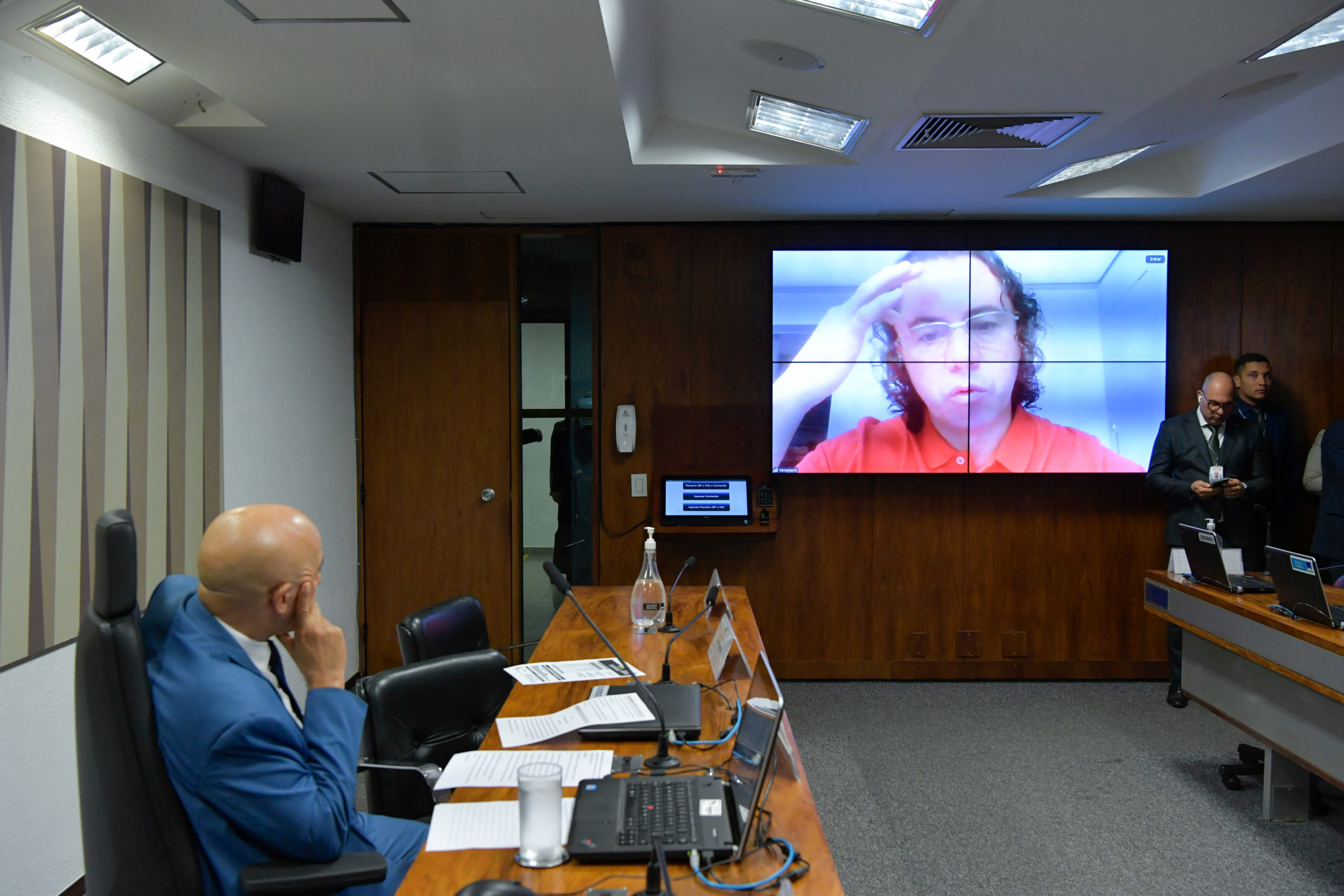 Combustível do Futuro adiado para setembro e já recebe novas emendas (Foto: Geraldo Magela/Agência Senado)