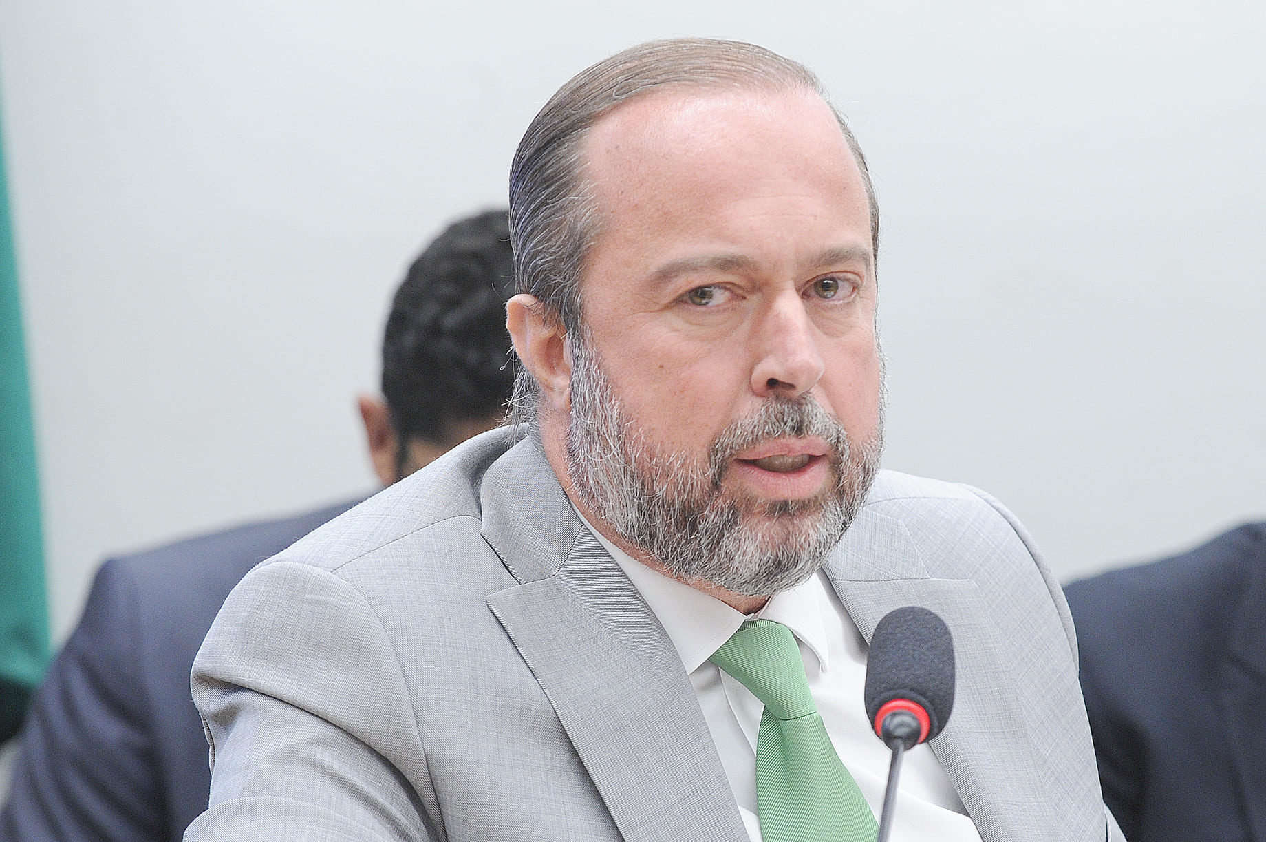 Ministro de Minas e Energia minimiza, mas afirma que existe previsão legal de intervenção na agências reguladoras. Na imagem: Alexandre Silveira é ouvido em reunião da CME da Câmara, em 13/8/2024 (Foto: Renato Araújo/Câmara dos Deputados)