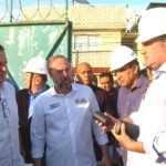 Aneel abre processo de fiscalização da distribuidora Light por apagões na Ilha do Governador, na cidade do Rio. Na imagem: Eduardo Paes (PSD) e Alexandre Silveira (PSD) visitam as instalações da Light com o CEO, Alexandre Ferreira Nogueira, em 27/7/2024 (Foto: Reprodução TV Globo)