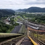 ANP desiste de acordo com Arsesp e Comgás e classifica gasoduto Subida da Serra como ativo de transporte. Na imagem: Gasoduto Subida da Serra, da Comgás. Rede de dutos para transporte de gás natural em área íngreme próxima a centro urbano paulista (Foto: Sima/SP)