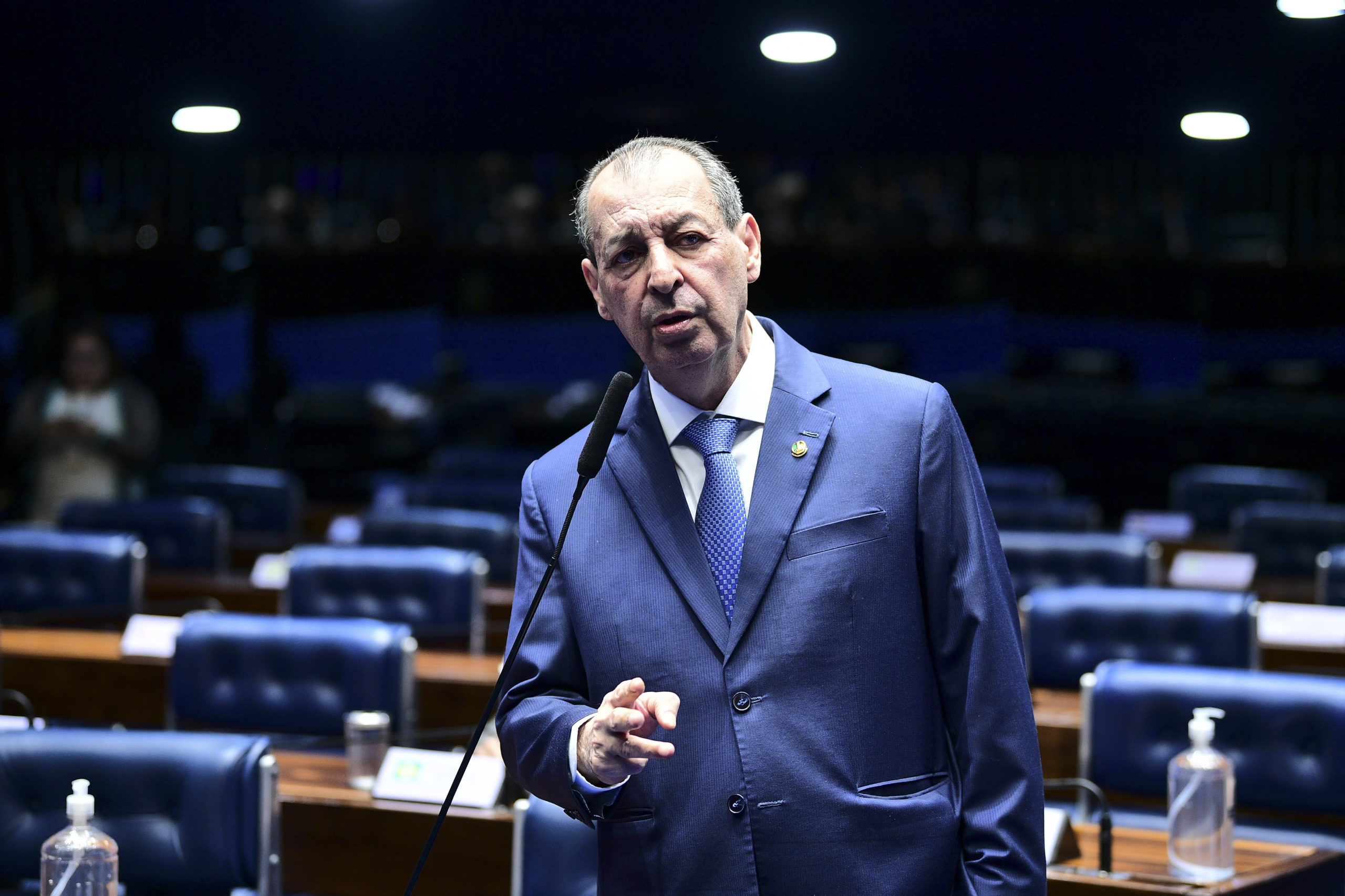 Senador Omar Aziz no plenário do Senado Federal durante sessão deliberativa ordinária (Foto: Pedro França/Agência Senado)