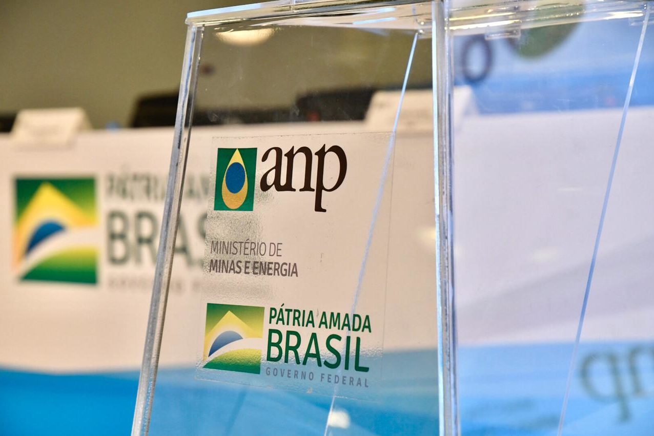 Bloqueio orçamentário da União agrava atividades da ANP e deve impactar diretamente na fiscalização do mercado de combustíveis e das unidades de produção marítimas. Na imagem: Segunda rodada de licitações da Cessão Onerosa (Foto: Marcus Almeida/ANP)