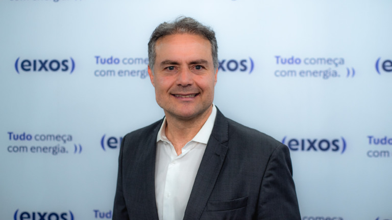 Renan Filho, ministro dos Transportes, em entrevista ao estúdio eixos durante a ROG.e no Rio, em 24/9/2024 (Foto Vitor Curi/eixos)