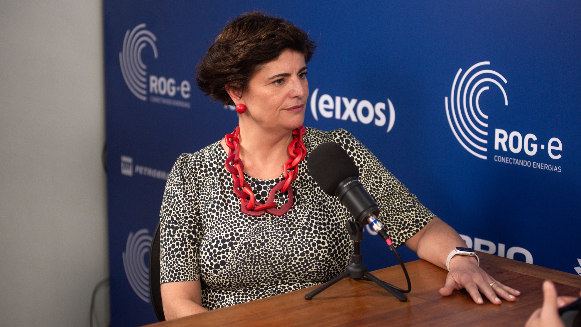 Cláudia Brun, vice-presidente da Equinor, em entrevista ao estúdio eixos durante a ROG.e no Rio, em 25/9/2024 (Foto Vitor Curi/eixos)