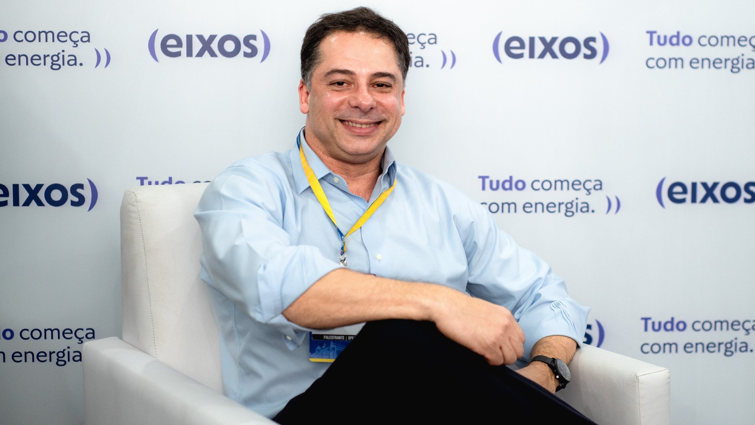 Incentivos aprovados no Combustível do Futuro farão Brasil privilegiar biocombustíveis em relação à eletrificação, diz Marcelo Bragança, vice-presidente de operações da Vibra, em entrevista ao estúdio eixos durante a ROG.e no Rio, em 24/9/2024 (Foto Vitor Curi/eixos)