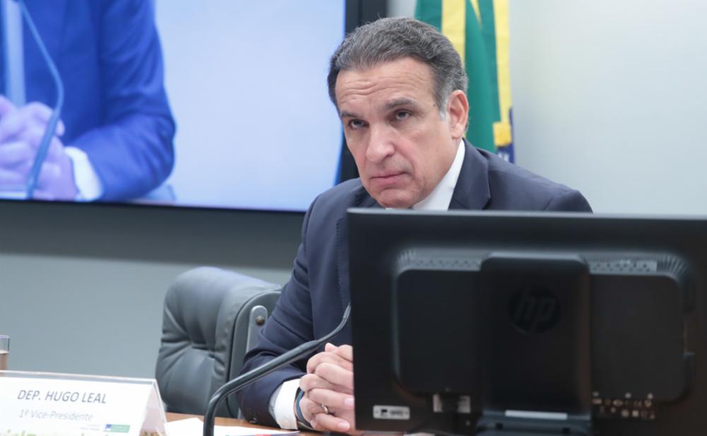 Deputado Hugo Leal (PSD/RJ) em audiência na Câmara dos Deputados.