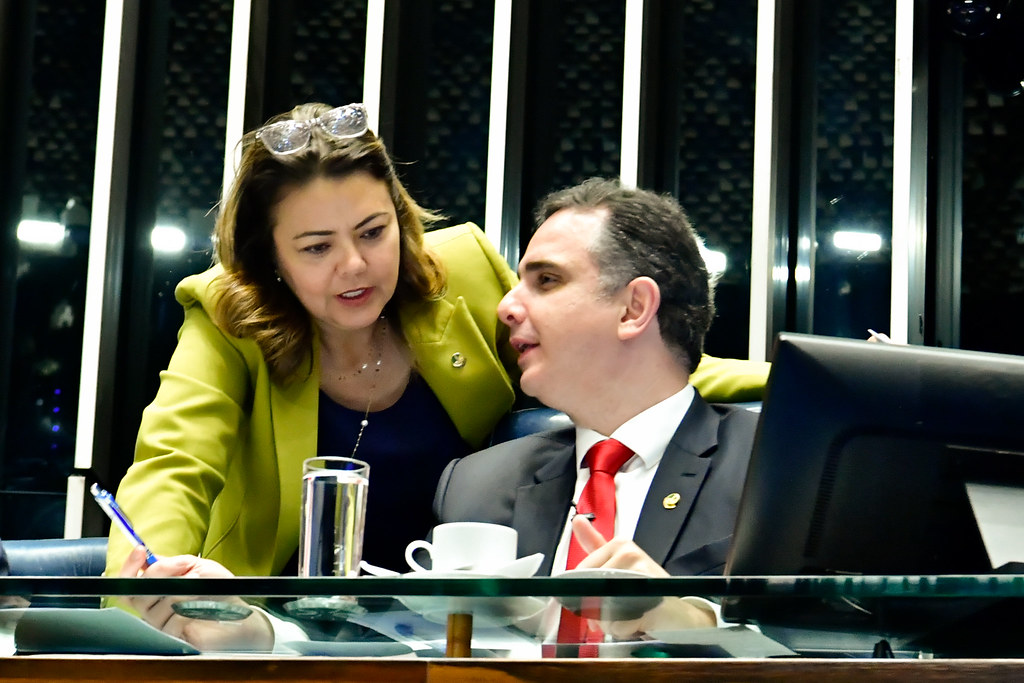 09.07.2024 - Senadora Leila Barros e senador Rodrigo Pacheco, durante sessão deliberativa no Senado Federal