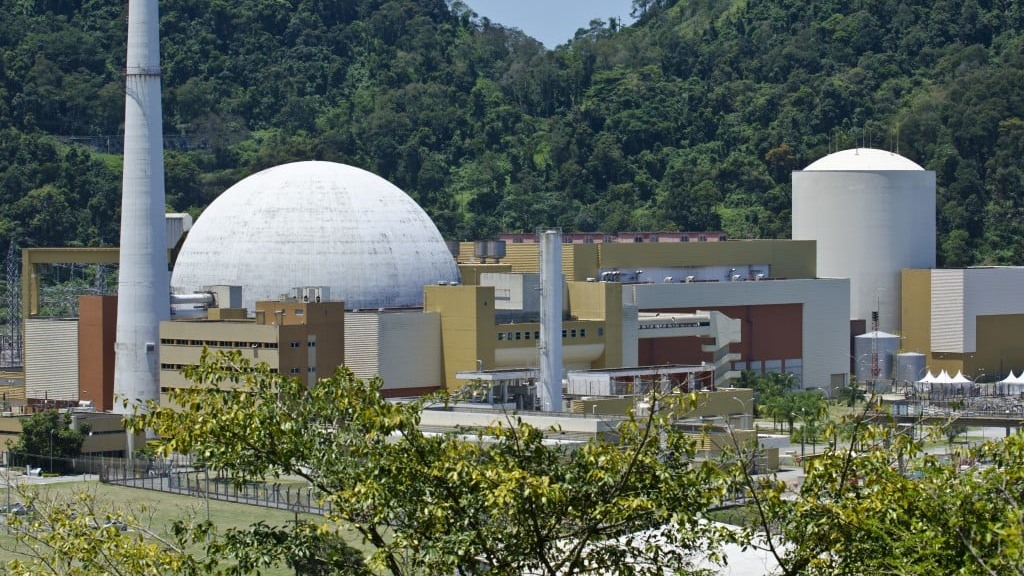 Usina nuclear de Angra 1 [na imagem] volta a despachar energia após incêndio atingir linha de transmissão da Eletrobras (Foto Divulgação Eletronuclear)