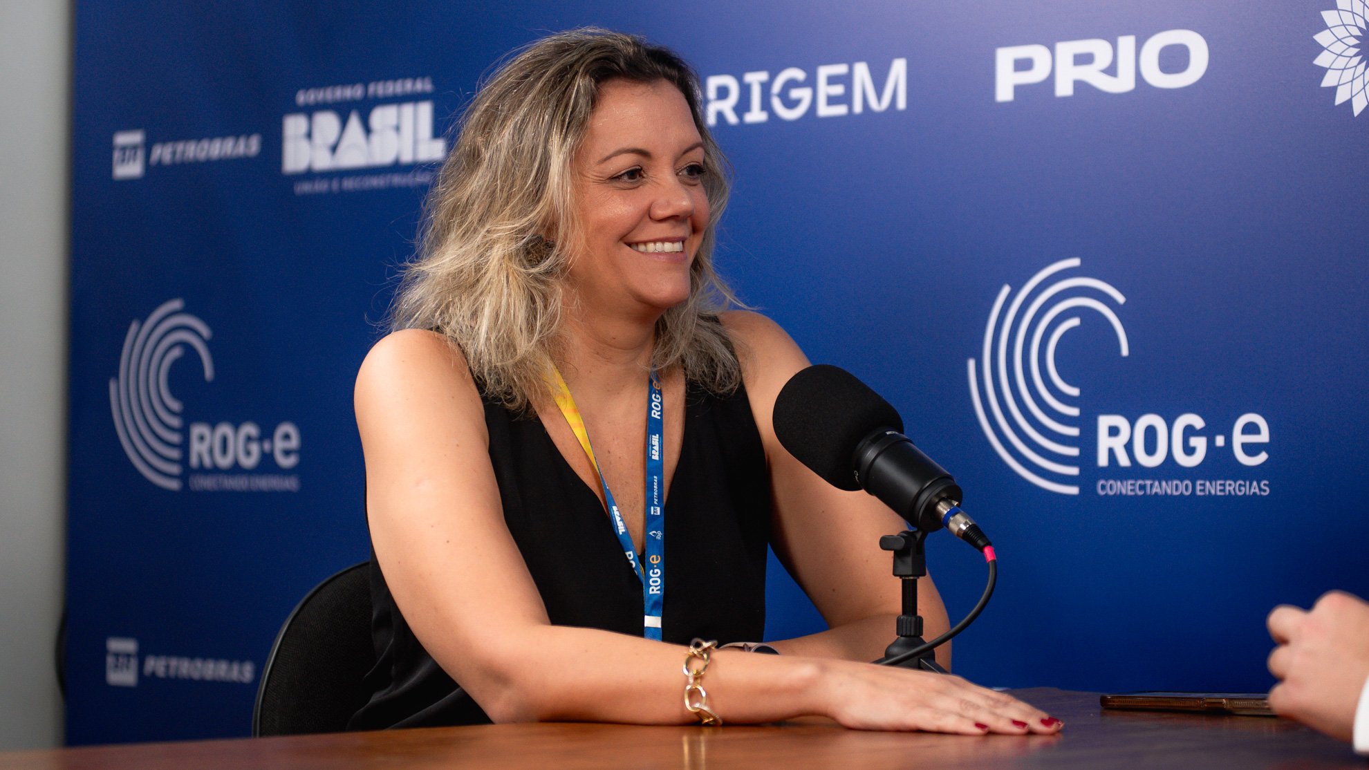 Heloísa Borges, diretora de Petróleo, Gás e Biocombustíveis da EPE, em entrevista ao estúdio eixos durante a ROG.e no Rio, em 26/9/2024 (Foto Vitor Curi/eixos)