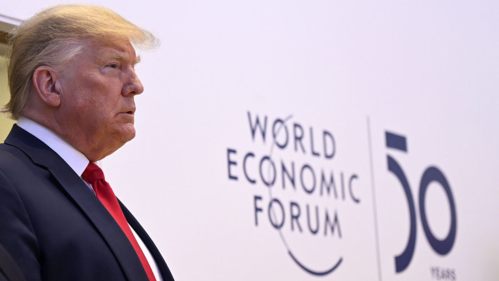 Em Davos, na Suíça, Trump comemora revolução energética do shale gas. Na imagem: Presidente dos Estados Unidos, Donald Trump, durante coletiva de imprensa na reunião anual do Fórum Econômico Mundial de 2020 em Davos-Klosters, Suíça, em 21/1/2020 (Foto Valeriano Di Domenicor/Fórum Econômico Mundial)