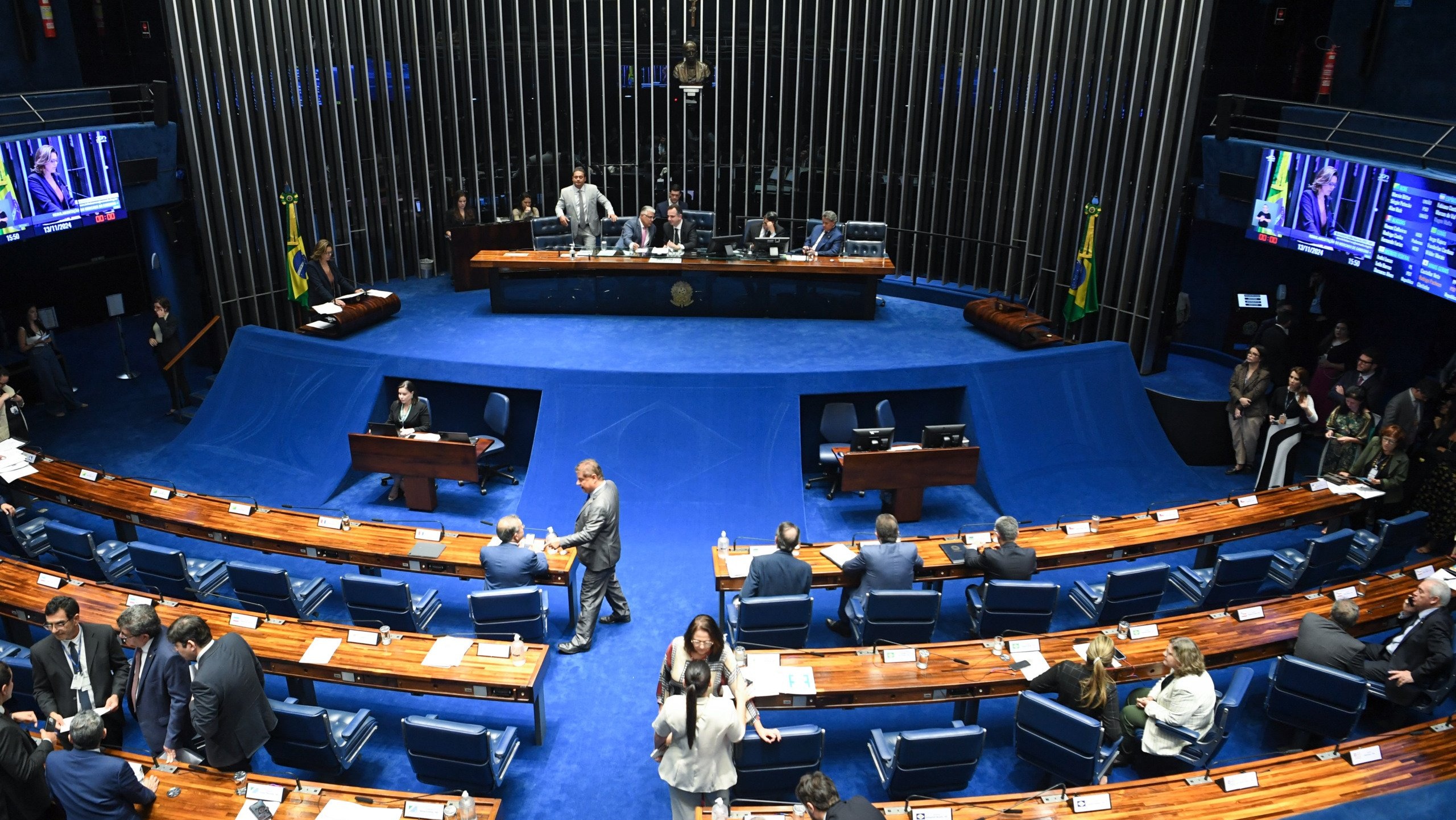 Plenário do Senado vota projeto do marco regulatório para o mercado de crédito de carbono no Brasil, em 13/11/2024 (Foto Jonas Pereira/Agência Senado)