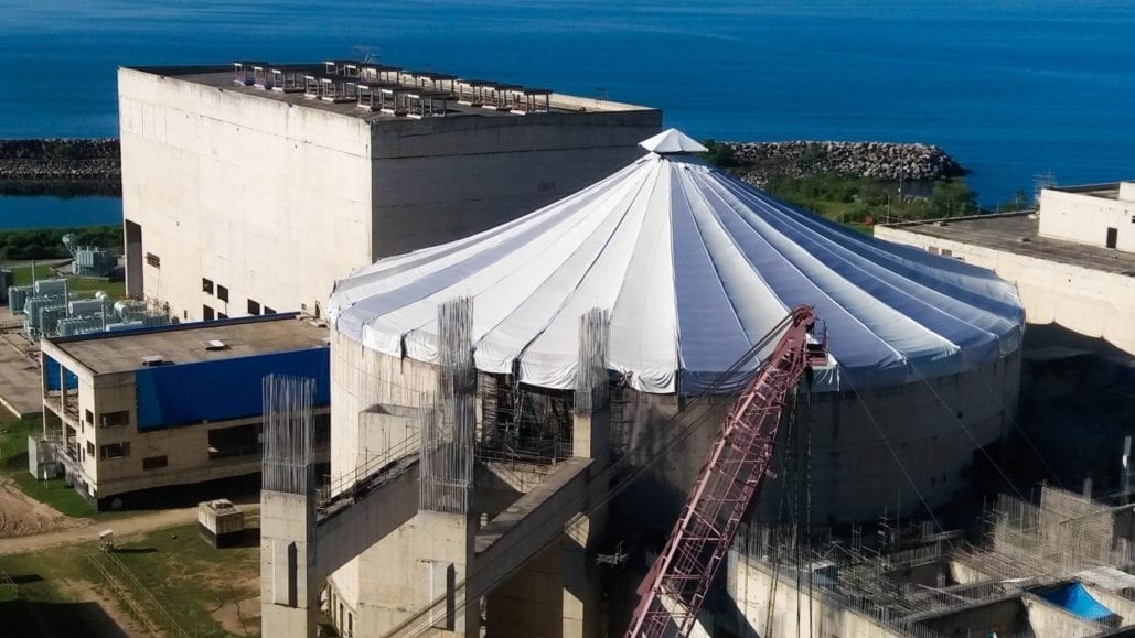 Na imagem: Obras de construção da usina nuclear de Angra 3, iniciadas em 1984 (Foto Divulgação Eletronuclear)