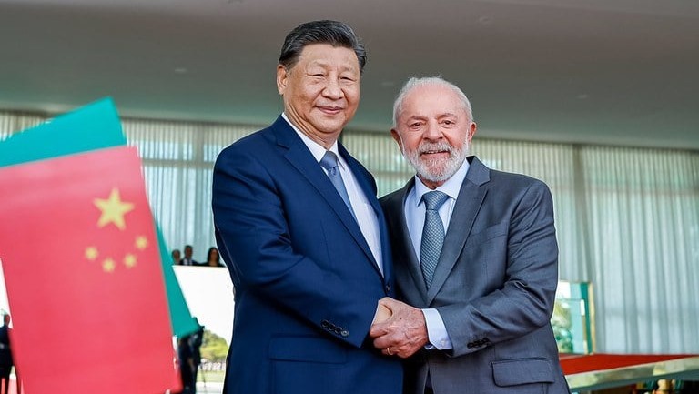 Xi Jinping [à esquerda] e Lula [à direita] durante reunião bilateral entre Brasil e China no Palácio da Alvorada, em Brasília, em 20/11/2024 (Foto Ricardo Stuckert/PR)