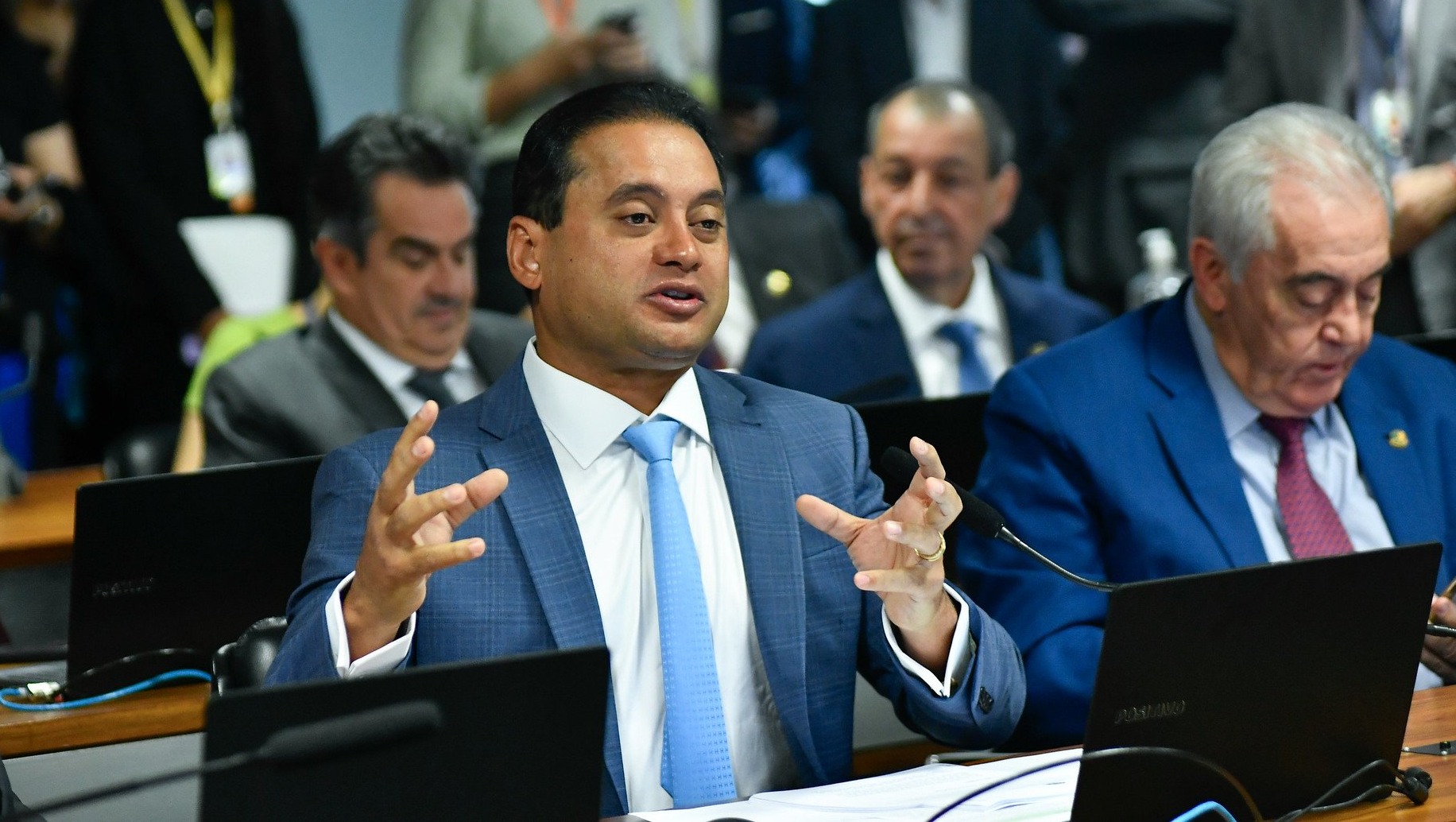 Weverton Rocha durante audiência da Comissão de Infraestrutura do Senado, em 10/12/2024 (Foto Geraldo Magela/Agência Senado)