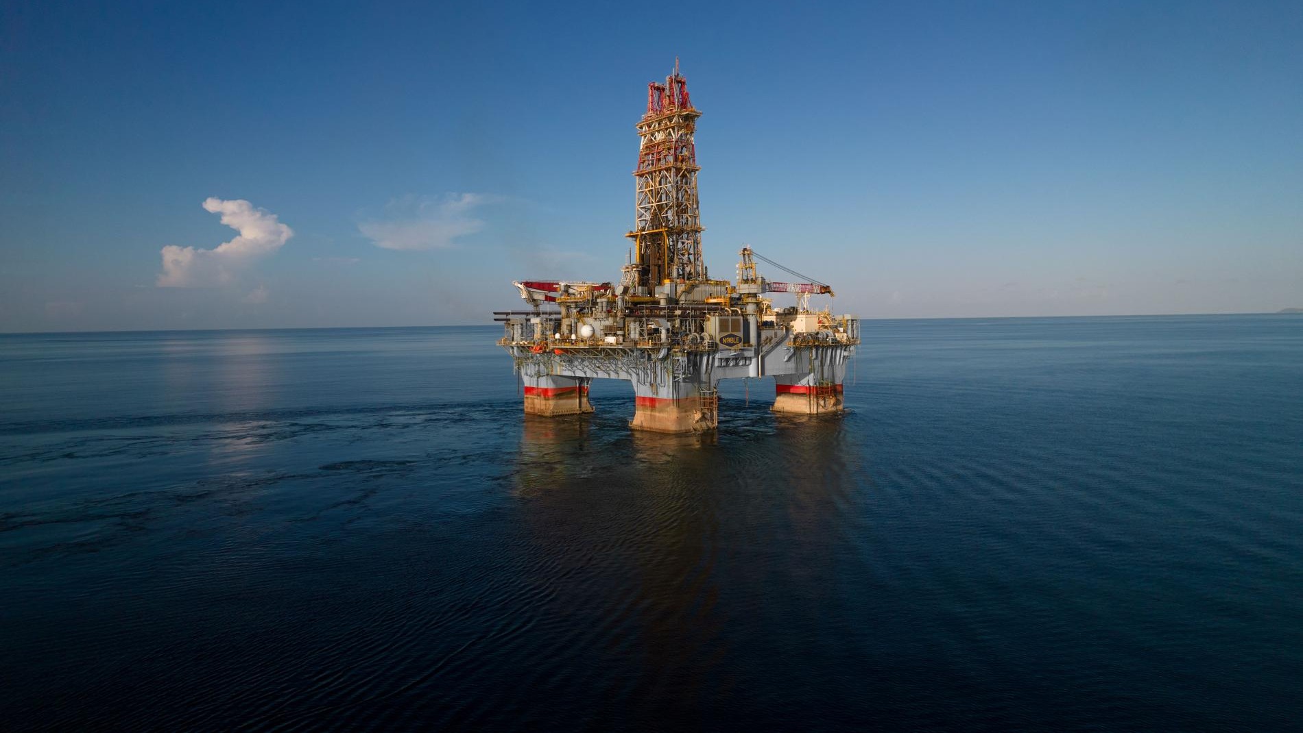 Exploração offshore de petróleo e gás (Foto Divulgação)