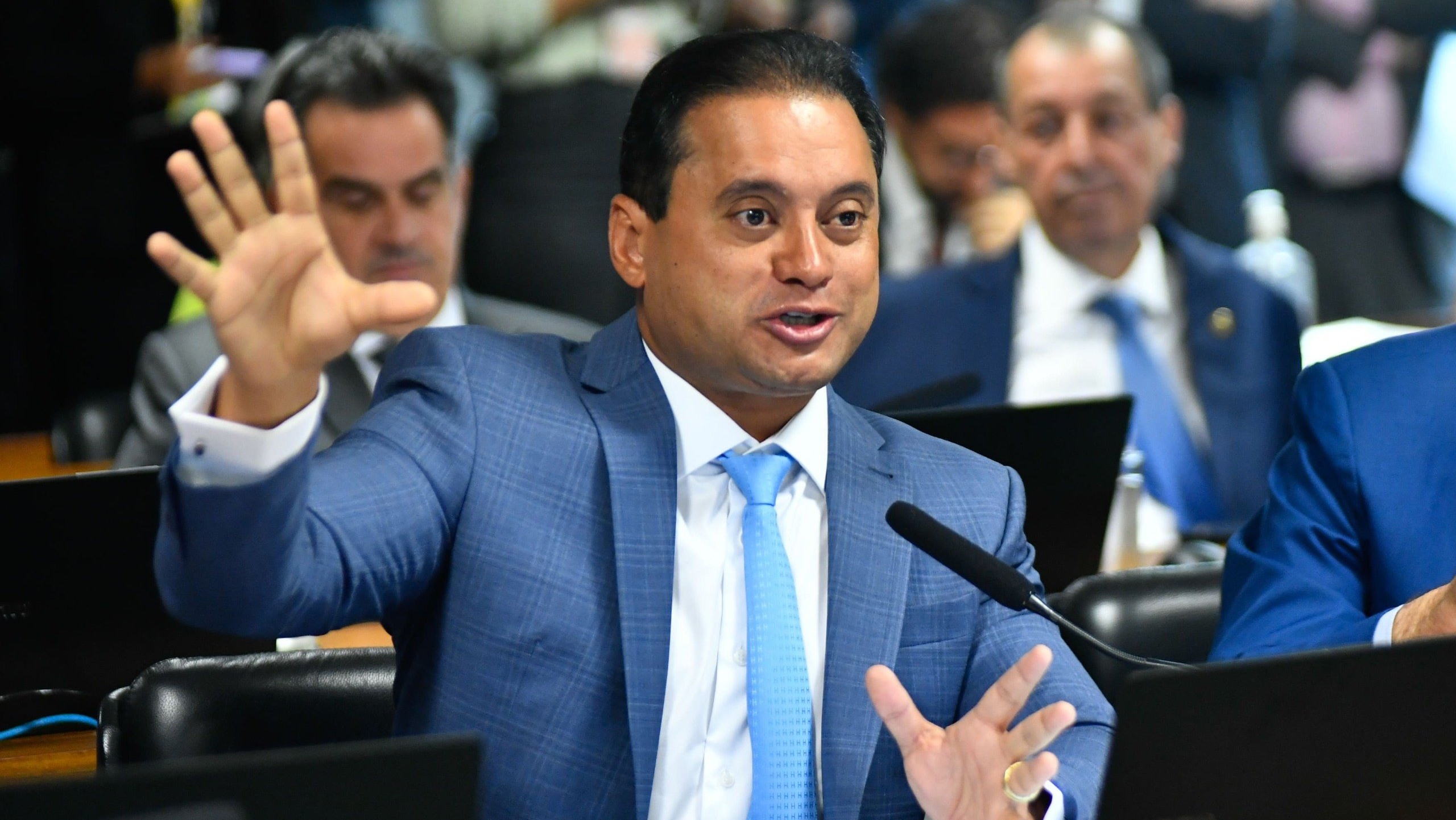 Weverton Rocha durante audiência da Comissão de Infraestrutura do Senado, em 10/12/2024 (Foto Geraldo Magela/Agência Senado)